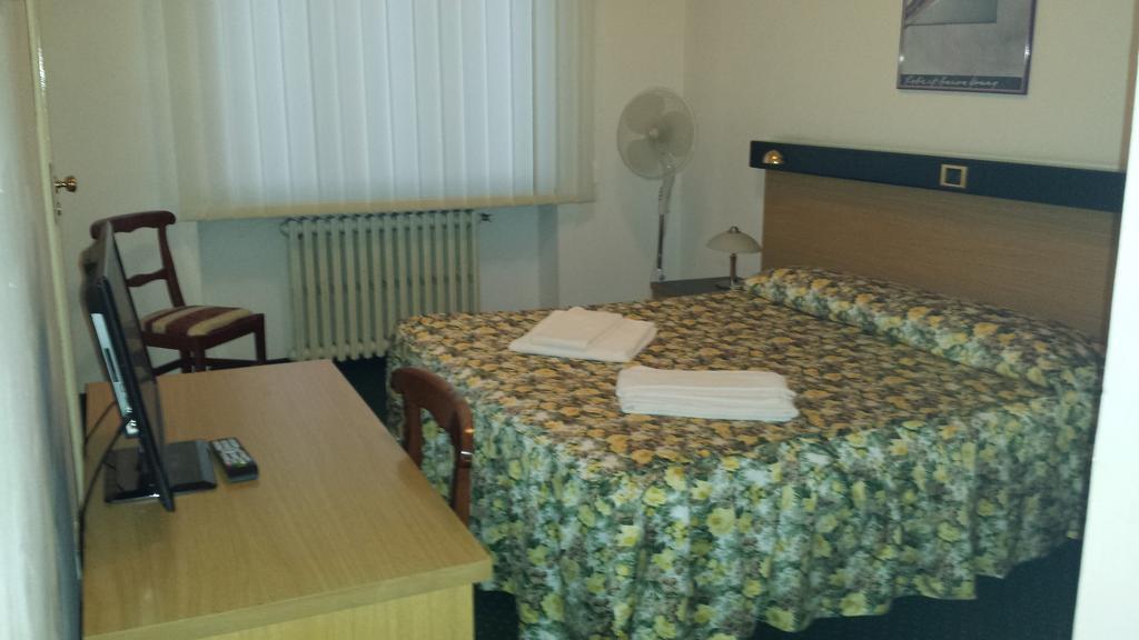 Hotel Cascata Pozzolo Formigaro Εξωτερικό φωτογραφία